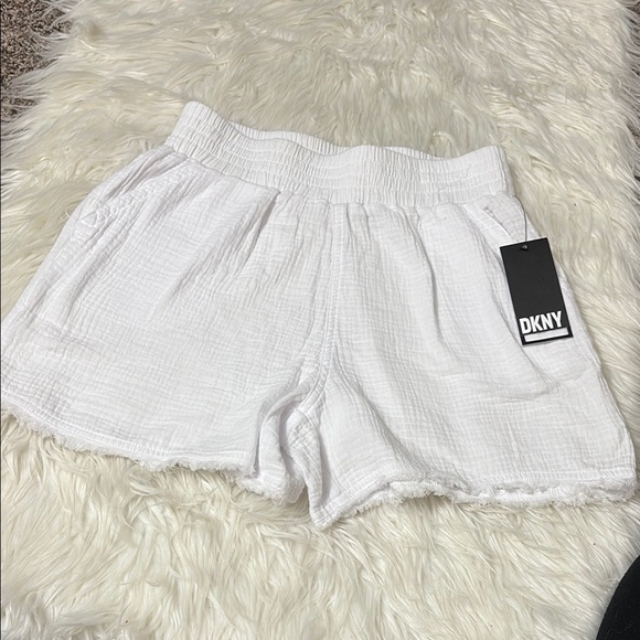 Dkny Pants - NWT DKNY White Gauze Pull On Shorts Size S 100% Cotton
